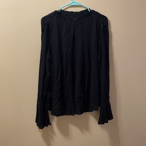 Free people Bell Sleeve Top - Picture 5 of 7